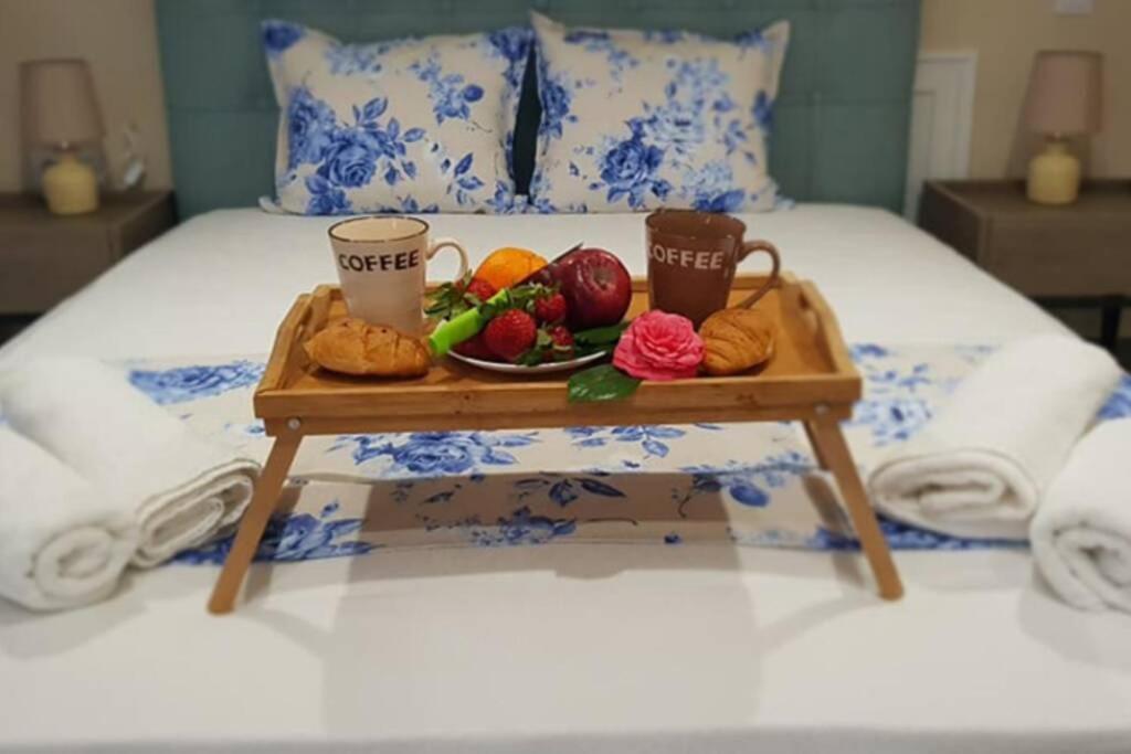 Aretoysa Center Luxury Suites 2 Néa Péramos エクステリア 写真